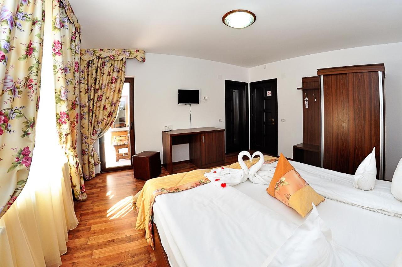 Hotel Roua Voronetului Gura Humorului Pokój zdjęcie